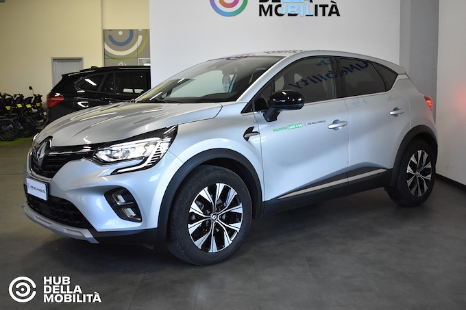 CAPTUR E-TECH HYBRID